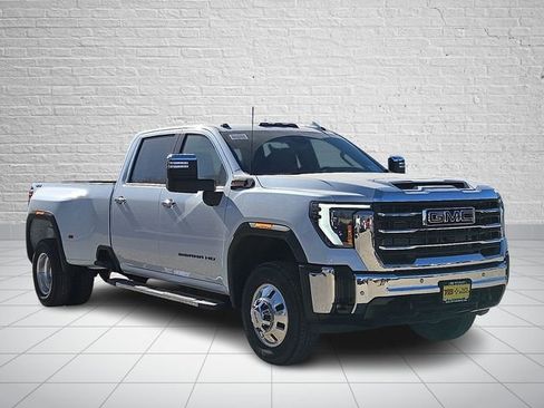 New 2026 GMC Sierra 3500 SLT w/ SLT Premium Package image 6