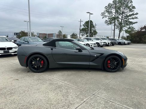 Used 2018 Chevrolet Corvette Stingray Convertible w/ 2LT Preferred Equipment Group image 4