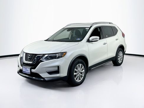 Used 2020 Nissan Rogue SV AWD/4WD image 1