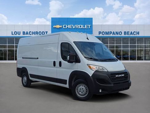 Used 2025 RAM ProMaster 2500 w/ Convenience Group FWD image 1