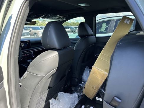 New 2026 Hyundai Santa Cruz Limited image 19