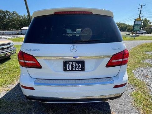 Used 2017 Mercedes-Benz GLS 450 4MATIC image 4