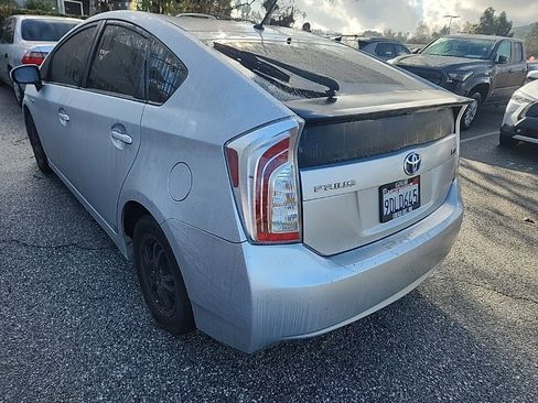 Used 2012 Toyota Prius Two image 3