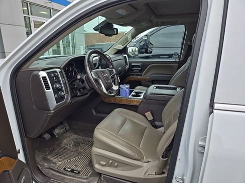 Used 2018 GMC Sierra 1500 SLT image 4