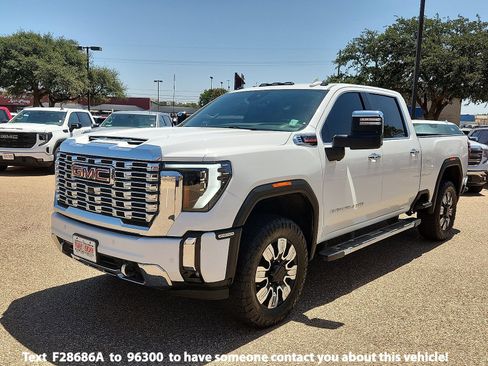 Used 2024 GMC Sierra 2500 Denali w/ Technology Package AWD/4WD image 1