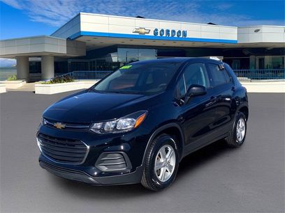 Certified 2022 Chevrolet Trax LS w/ Tint and Cruise Package
