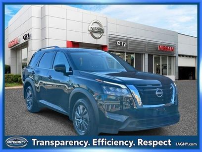 Certified 2024 Nissan Pathfinder SV