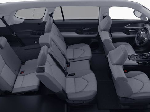 New 2026 Toyota Grand Highlander LE image 4