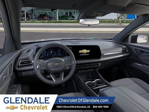 New 2026 Chevrolet Traverse LT FWD image 15