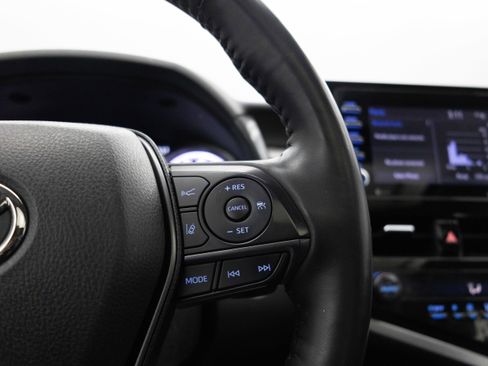 Used 2023 Toyota Camry SE w/ Cold Weather Package image 38