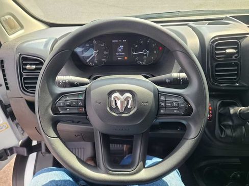 Used 2025 RAM ProMaster 2500 w/ Convenience Group FWD image 30