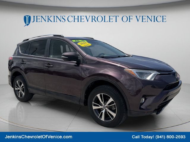 Used 2018 Toyota RAV4 XLE FWD image 1