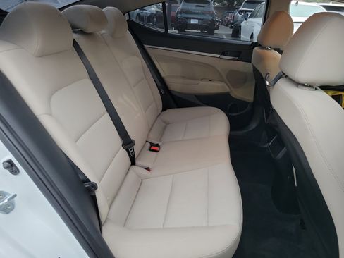 Used 2018 Hyundai Elantra SEL image 21