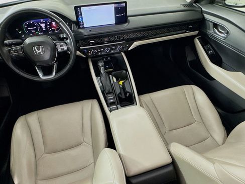 Used 2023 Honda Accord Touring image 29