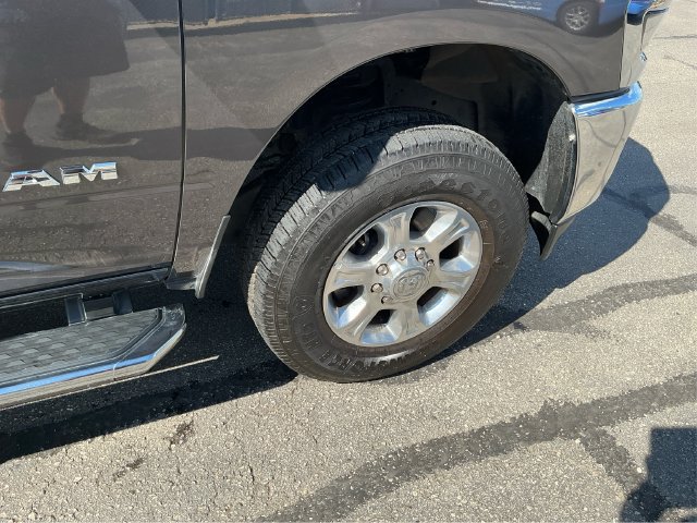 Used 2026 RAM 2500 Big Horn AWD/4WD image 16