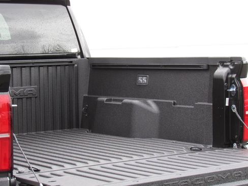 New 2026 Toyota Tacoma TRD Sport AWD/4WD image 9