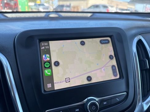 Used 2024 Chevrolet Equinox LT image 3