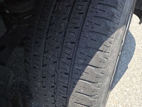 Used 2019 RAM 1500 Limited RWD image 15