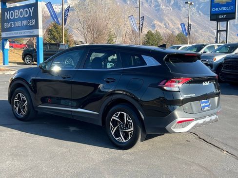 Used 2024 Kia Sportage LX AWD/4WD image 10