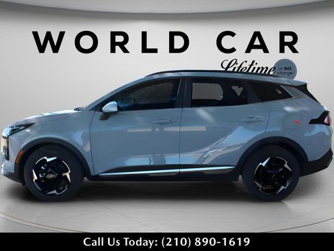 New 2026 Kia Sportage EX w/ EX Panorama Roof Package FWD image 4