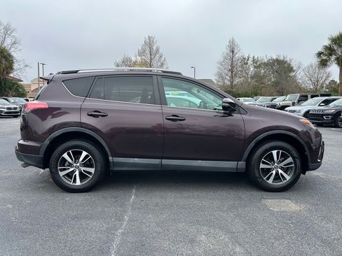 Used 2017 Toyota RAV4 XLE image 5