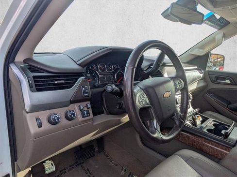 Used 2015 Chevrolet Suburban LTZ image 10