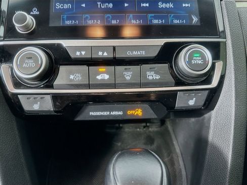 Used 2020 Honda Civic EX image 32
