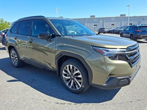 New 2026 Subaru Forester Touring AWD/4WD image 2