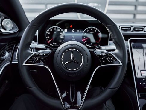 Used 2023 Mercedes-Benz Maybach S 680 4MATIC image 65