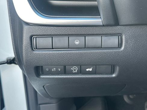 New 2026 Nissan Rogue SV FWD image 32