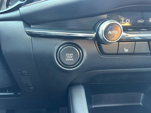 Used 2025 MAZDA MAZDA3 s image 22