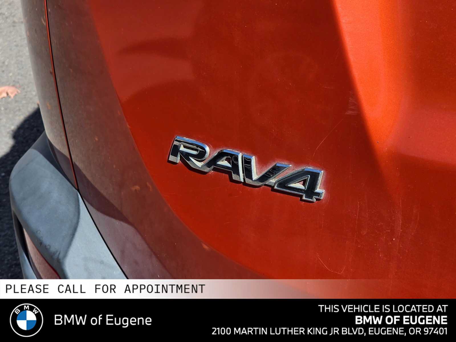 Used 2015 Toyota RAV4 XLE AWD/4WD image 16