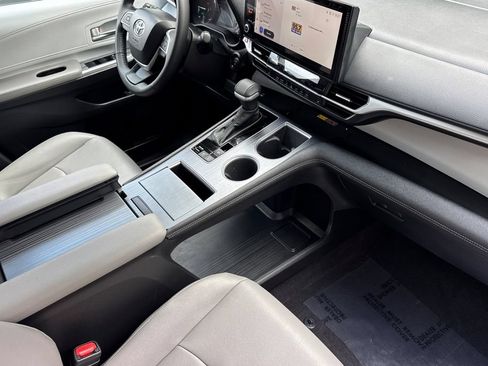Certified 2025 Toyota Sienna XLE w/ XLE Plus Package AWD/4WD image 16