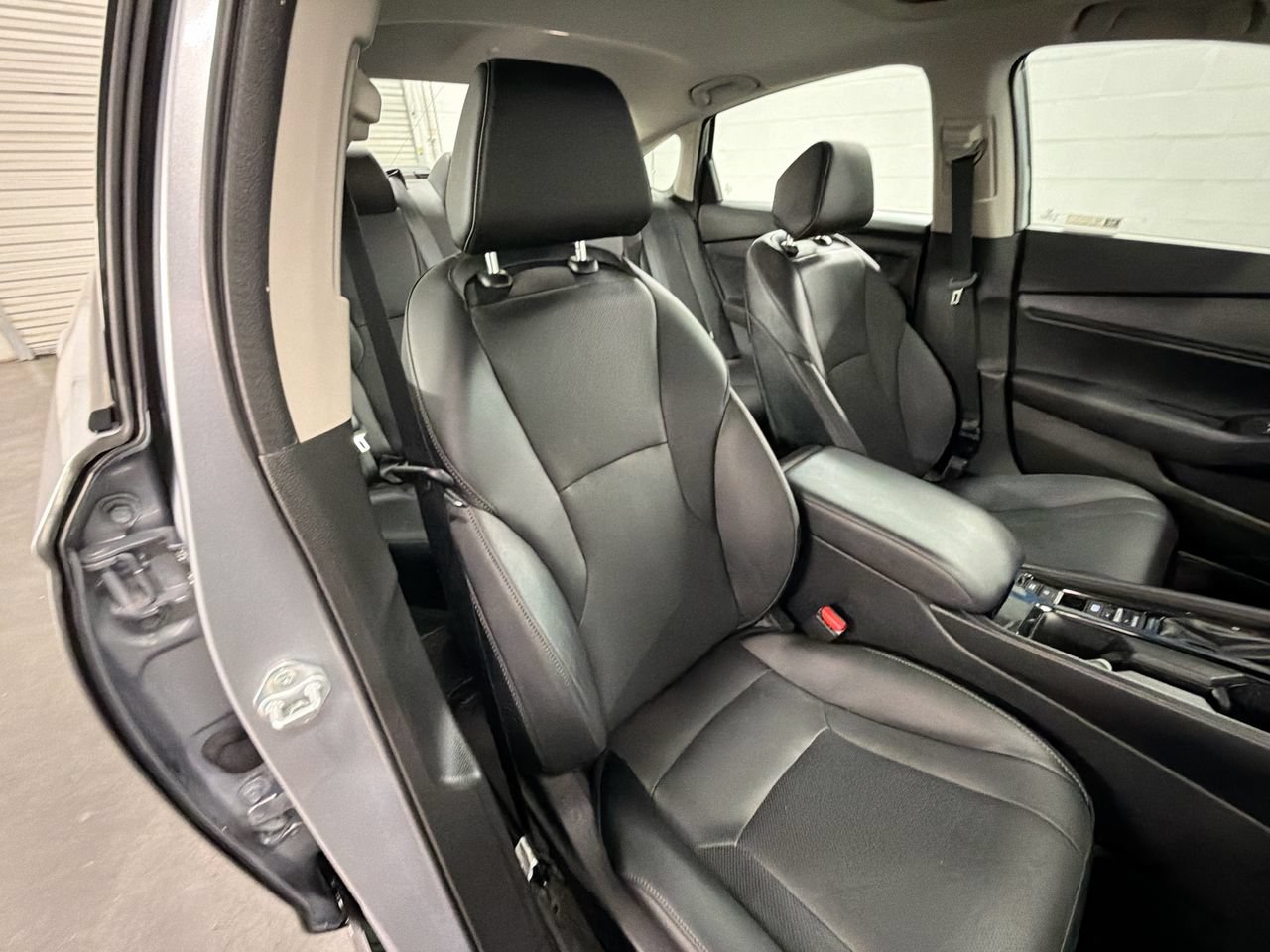 Used 2025 Honda Accord EX-L image 27