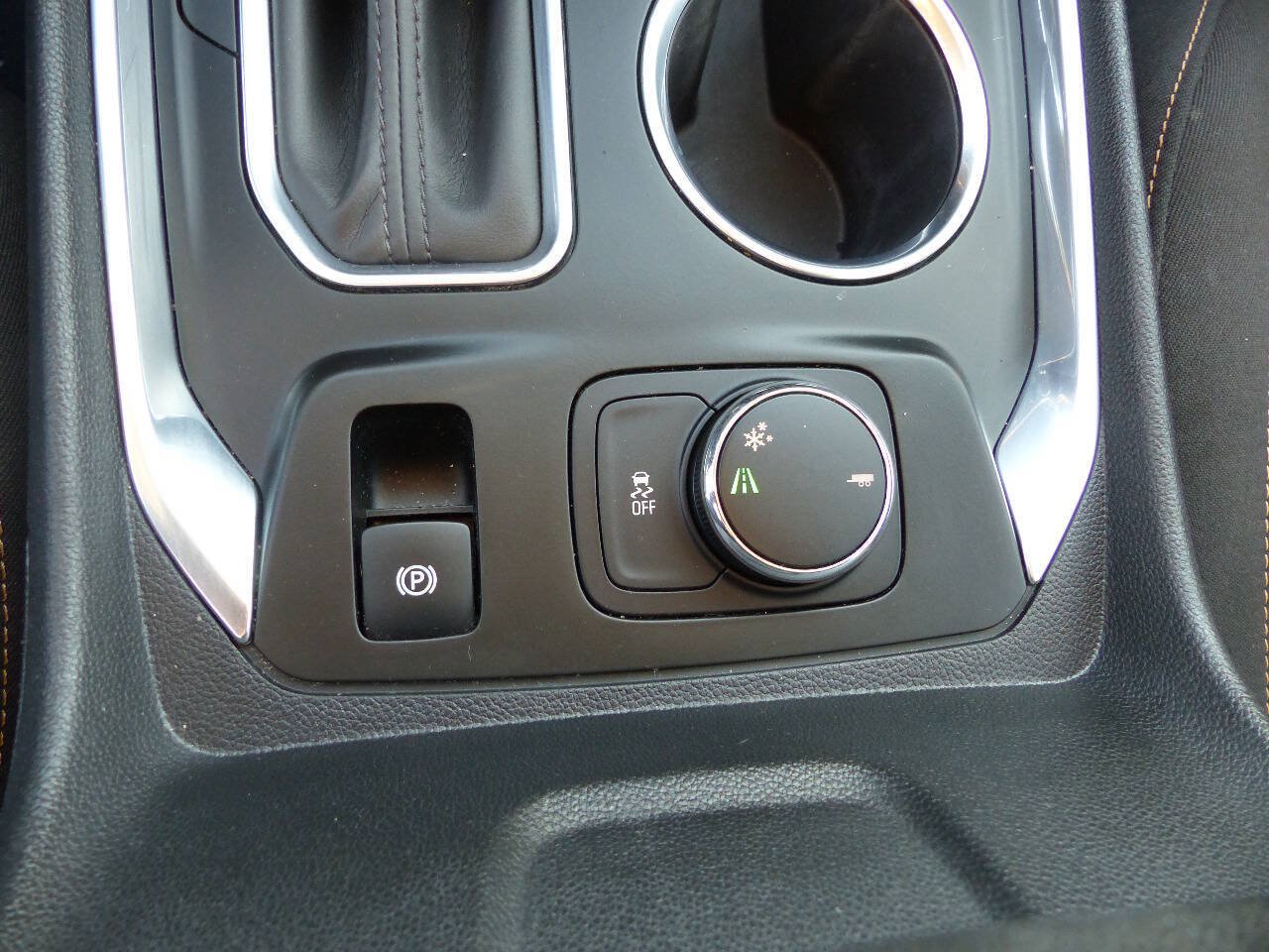 Used 2019 Chevrolet Traverse LT FWD image 36