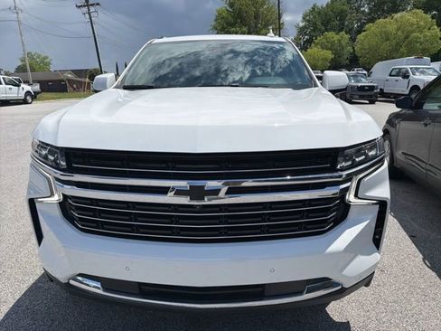 Used 2023 Chevrolet Tahoe LT w/ LT Signature Plus Package AWD/4WD image 2