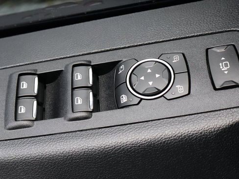 Used 2017 Ford F350 Lariat w/ Lariat Ultimate Package image 18