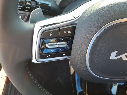 New 2026 Kia Carnival SX image 20