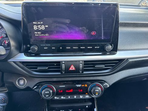 Used 2024 Kia Forte GT-Line w/ GT-Line Premium Package FWD image 12