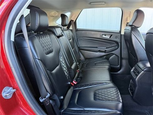 Used 2024 Ford Edge Titanium image 31