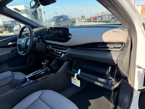 New 2026 Buick Envista Avenir image 14