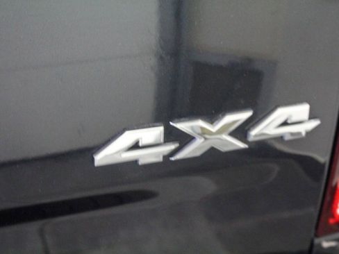 Used 2019 RAM 1500 Express w/ Express Value Package image 28