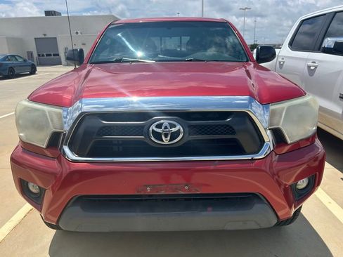 Used 2015 Toyota Tacoma PreRunner w/ SR5 Package RWD image 14