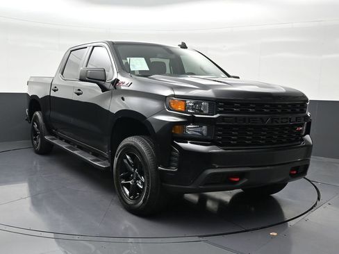 Used 2021 Chevrolet Silverado 1500 Custom Trail Boss w/ Midnight Edition image 7