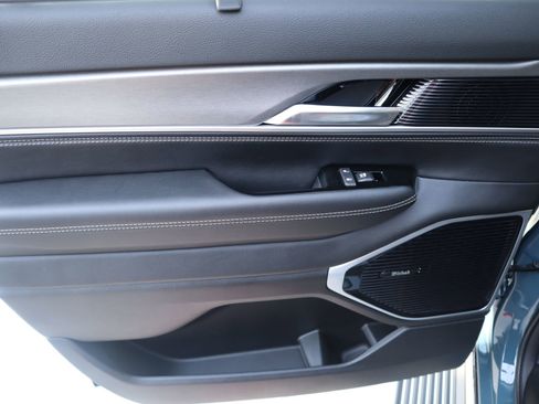 New 2026 Jeep Grand Wagoneer Limited AWD/4WD image 18