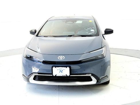 New 2026 Toyota Prius Plug-In Hybrid FWD image 8