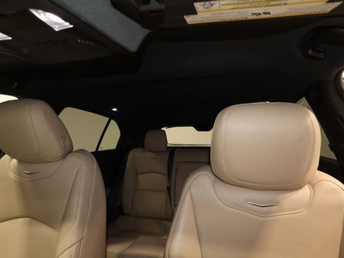 Certified 2025 Cadillac XT4 Premium Luxury image 17