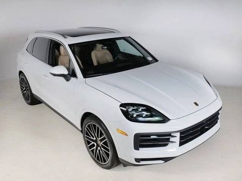 New 2026 Porsche Cayenne S AWD/4WD image 30