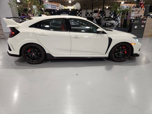 Used 2019 Honda Civic Type R image 5
