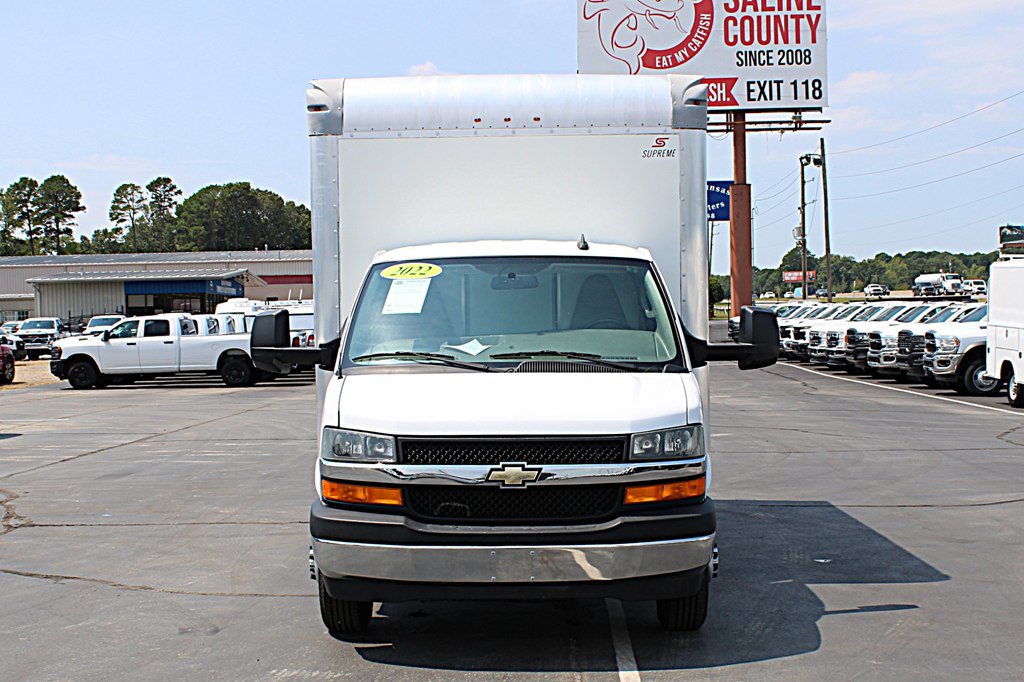 Used 2022 Chevrolet Express 3500 w/ Power Convenience Package RWD image 8